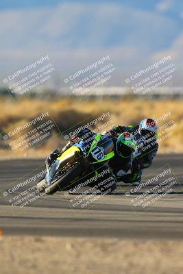 media/Dec-07-2024-CVMA (Sat) [[21c5f1ef85]]/Race 12-Supersport Middleweight/